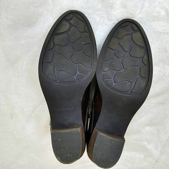 Women's Size 9 Vionic "Cecily" Leather Ankle Bootie - Picture 9 of 11